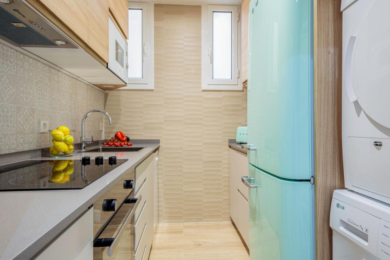 The Gaudi Suites II Барселона Екстериор снимка