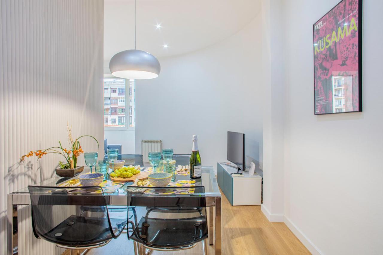 The Gaudi Suites II Барселона Екстериор снимка