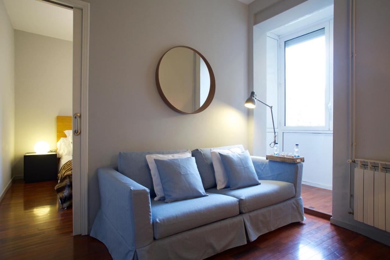 The Gaudi Suites II Барселона Екстериор снимка