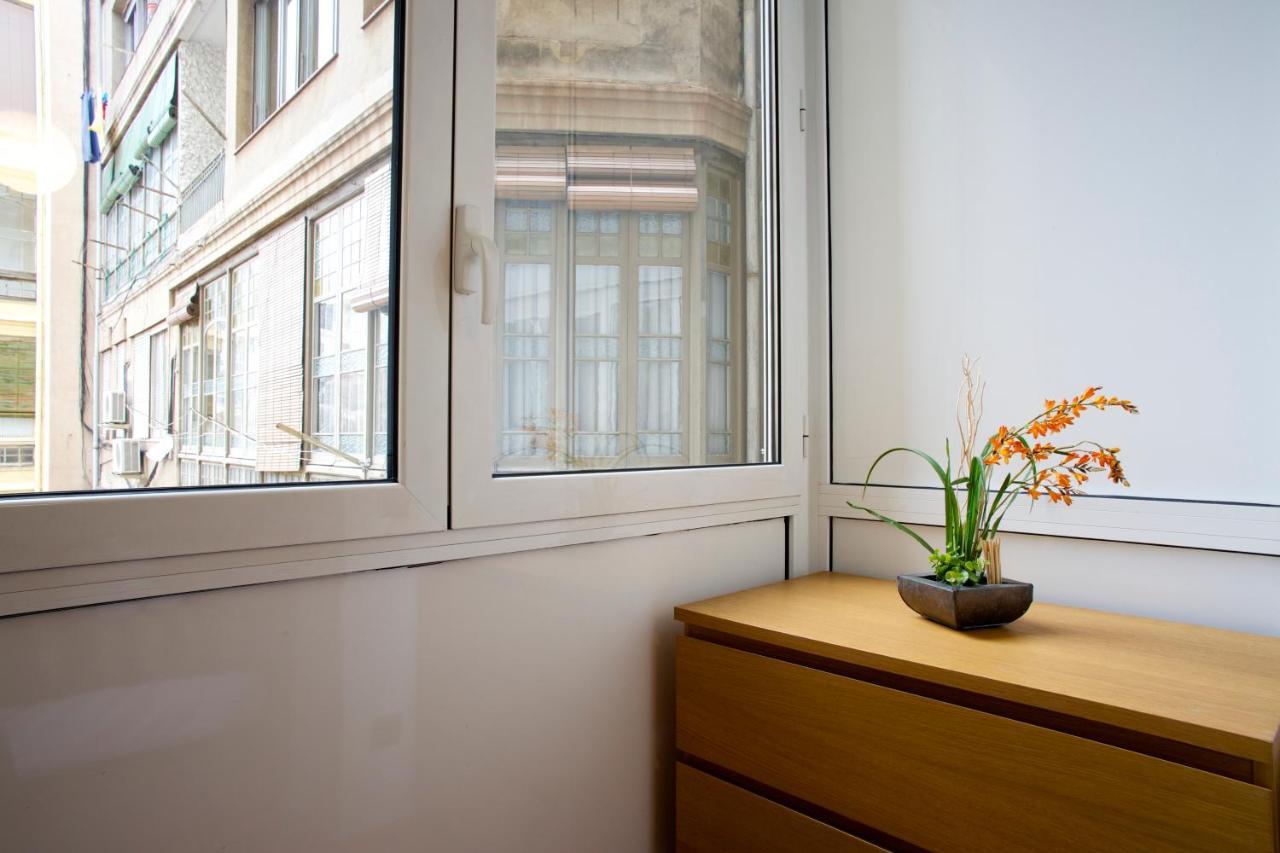The Gaudi Suites II Барселона Екстериор снимка