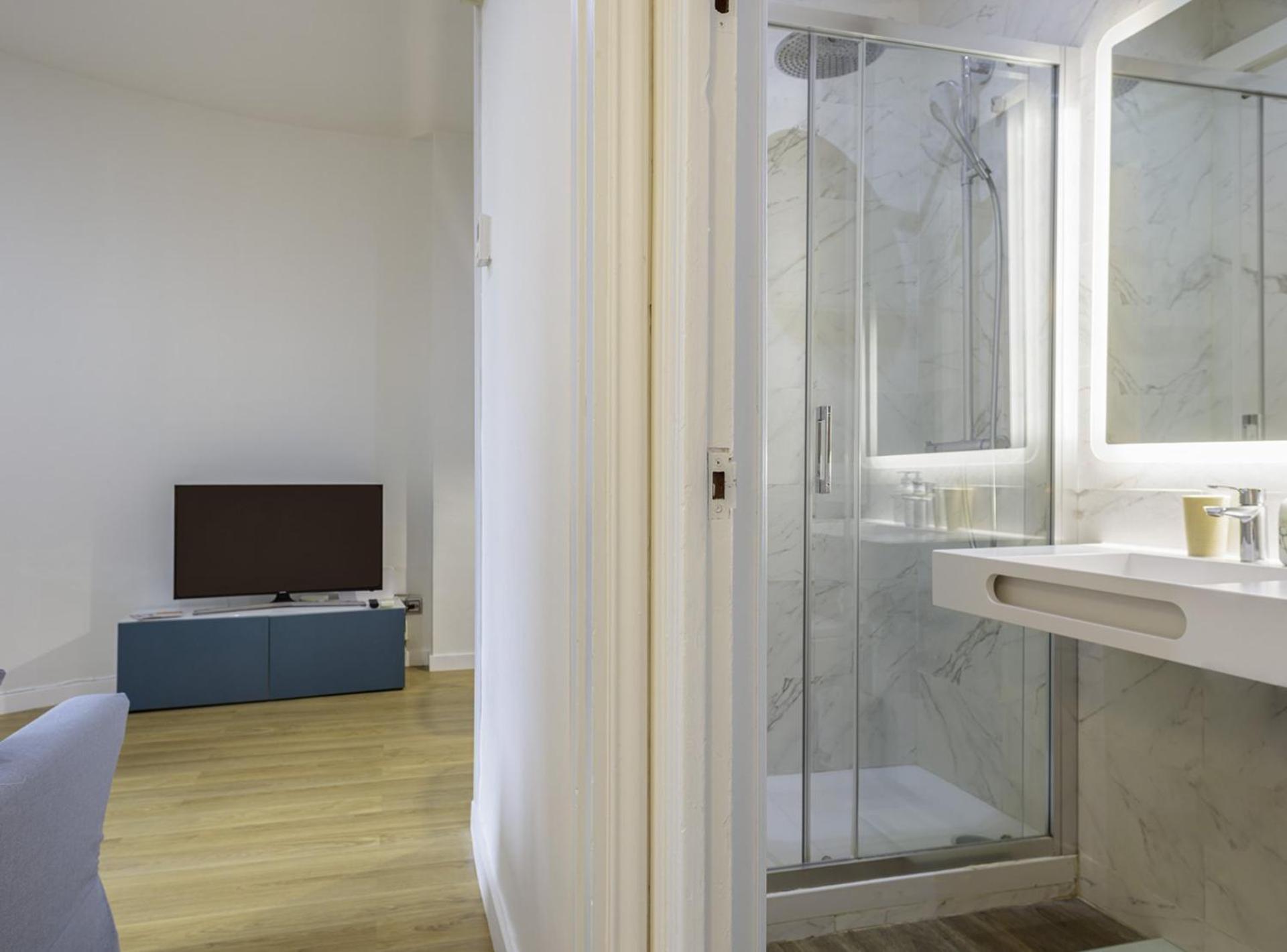 The Gaudi Suites II Барселона Екстериор снимка
