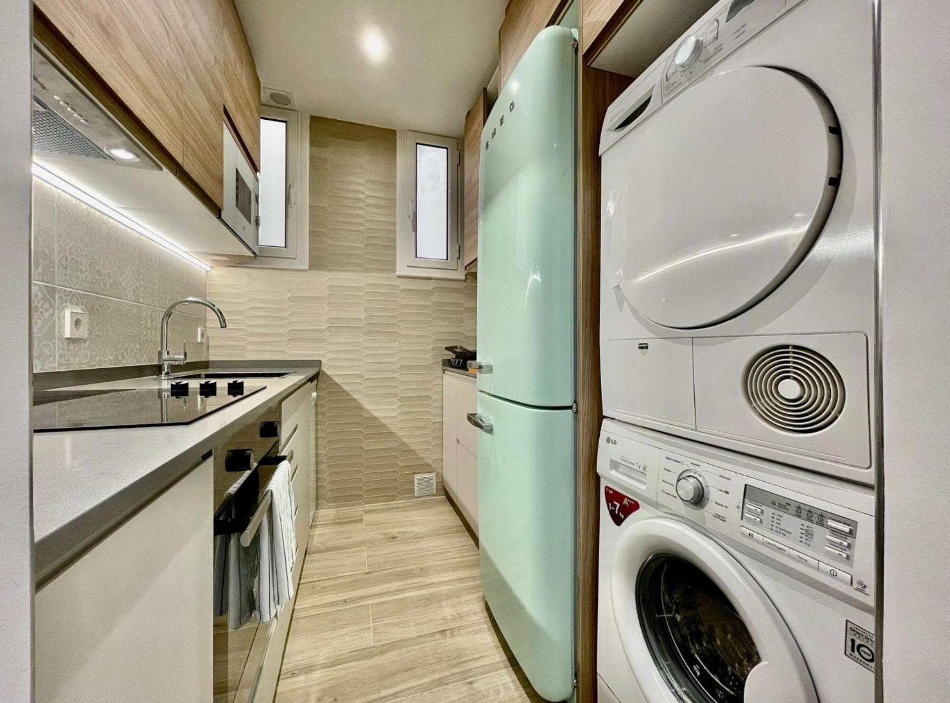 The Gaudi Suites II Барселона Екстериор снимка
