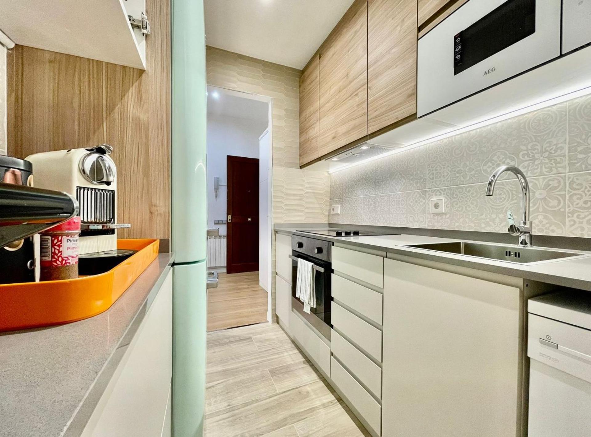 The Gaudi Suites II Барселона Екстериор снимка